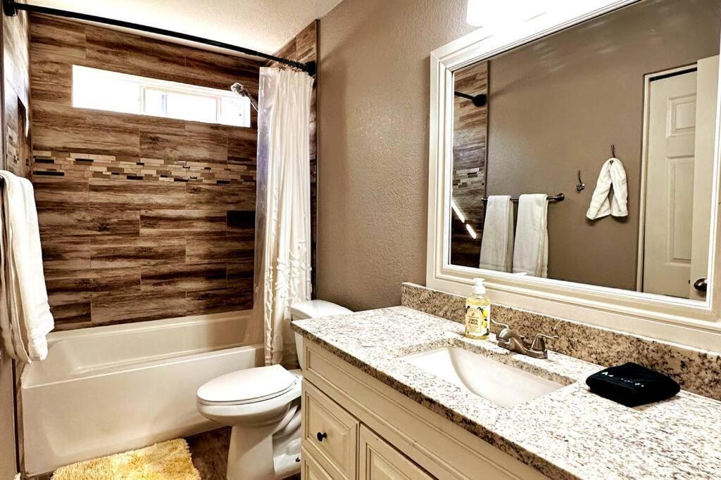 Mesa Oasis Private Pool Spacious! 10+ Guests 7 Beds New, Great Location! Εξωτερικό φωτογραφία